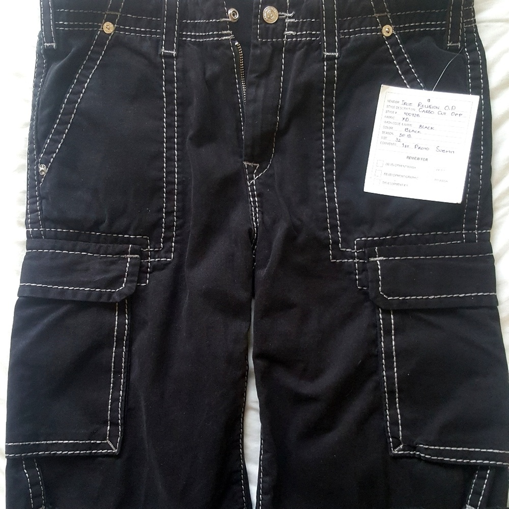 NEW True Religion Cargo Cutoff Big T Shorts Black